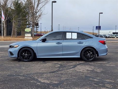 Used 2024 Honda Civic Sport image 3