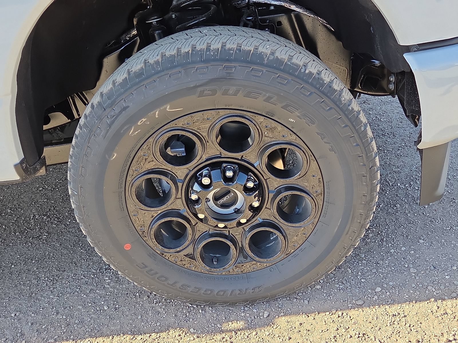 New 2026 Ford F250 Lariat w/ Black Appearance Package AWD/4WD image 7