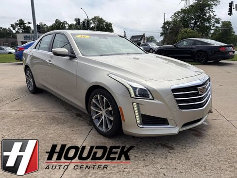 Used 2016 Cadillac CTS Luxury RWD image 1