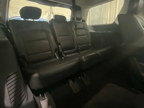 Used 2025 Lincoln Navigator Reserve AWD/4WD image 16