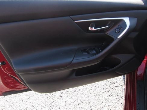 Used 2018 Nissan Altima 2.5 SV w/ 2.5 SV Technology Package FWD image 7