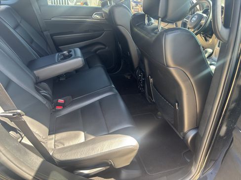 Used 2018 Jeep Grand Cherokee Limited AWD/4WD image 36
