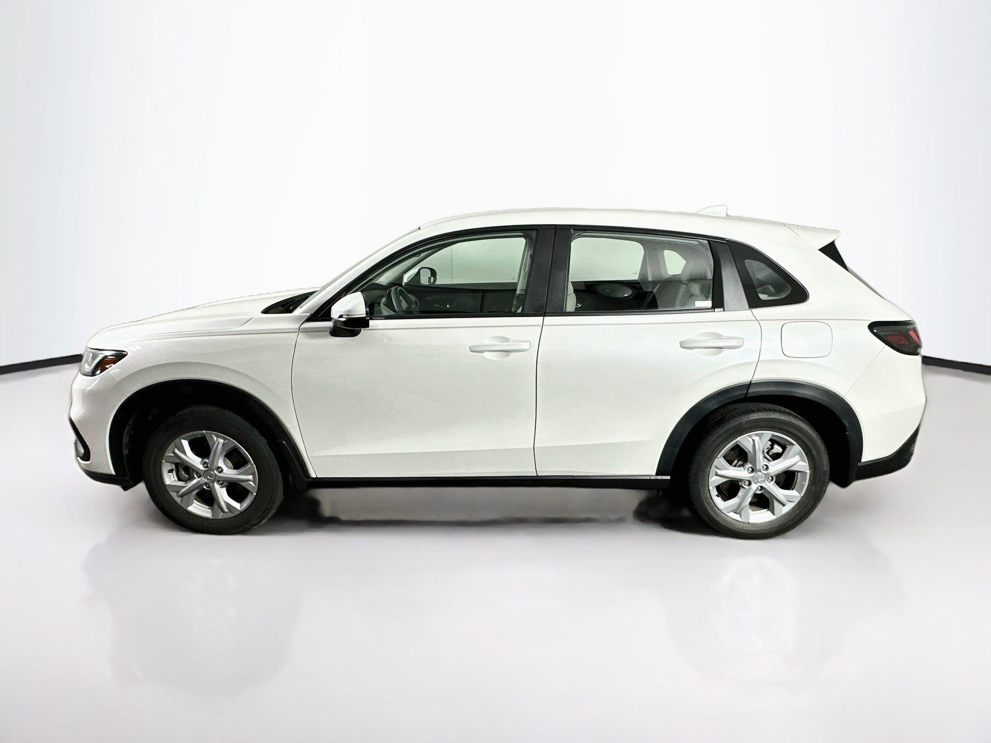 Used 2024 Honda HR-V LX image 4