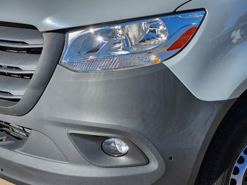 Certified 2024 Mercedes-Benz Sprinter 3500 image 8