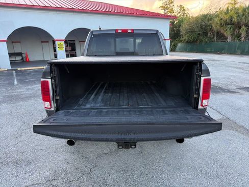 Used 2017 RAM 1500 Laramie w/ Convenience Group AWD/4WD image 35
