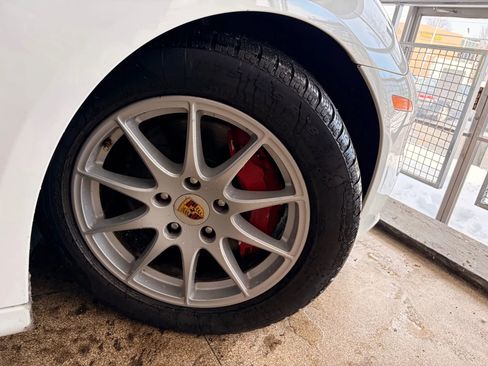 Used 2014 Porsche Panamera w/ Bose Audio Package image 40