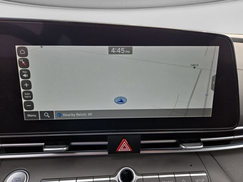 Used 2024 Hyundai Elantra SEL FWD image 26