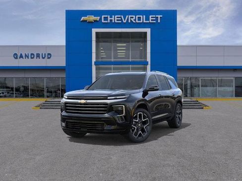 New 2026 Chevrolet Traverse High Country image 8