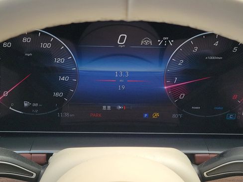 New 2026 Mercedes-Benz Maybach GLS 600 4MATIC image 25