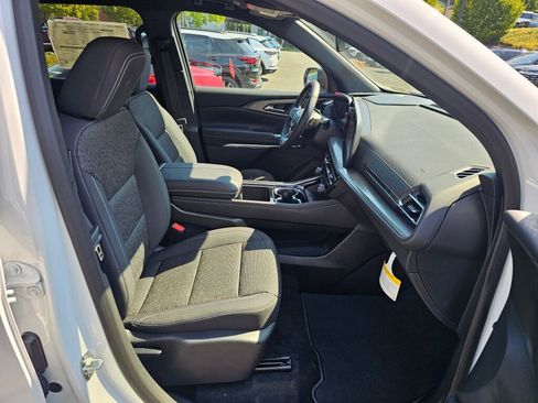 New 2026 Chevrolet Traverse LT w/ Midnight/Sport Edition image 30