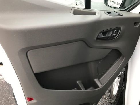 Used 2023 Ford Transit 350 XLT image 15