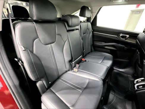 Used 2025 Kia Sorento S w/ Panoramic Sunroof Package AWD/4WD image 33
