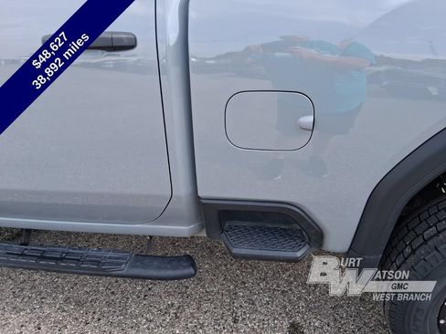Used 2025 GMC Sierra 2500 Pro w/ Convenience Package AWD/4WD image 24