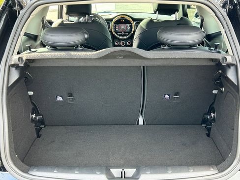 Used 2023 MINI Cooper S w/ Signature Upholstery Package image 33