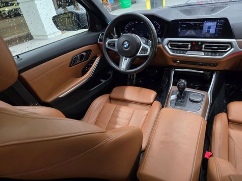 Used 2019 BMW 330i 330i w/ M Sport Package image 36