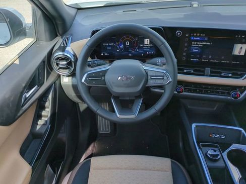 New 2026 Chevrolet Equinox ACTIV w/ Safety and Technology Package FWD image 16