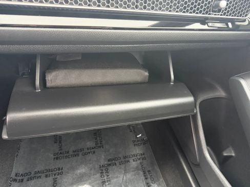 Used 2023 Honda Civic Sport image 11