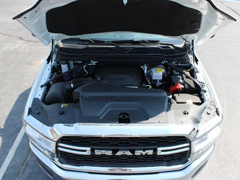 Used 2024 RAM 2500 Tradesman w/ Chrome Appearance Group AWD/4WD image 38