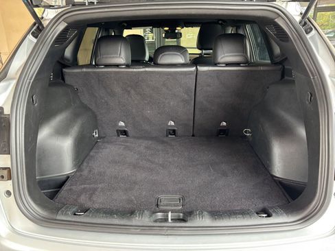 Used 2025 Jeep Compass Limited AWD/4WD image 31