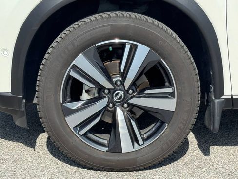 Used 2023 Nissan Rogue SL w/ SL Premium Package FWD image 39