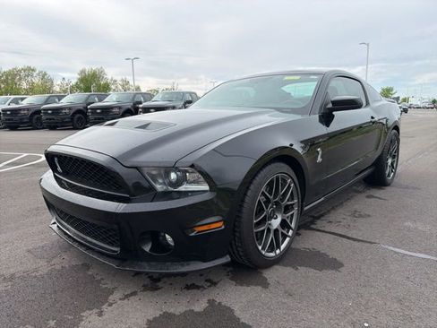 Used 2011 Ford Mustang Shelby GT500 w/ SVT Performance Pkg image 2