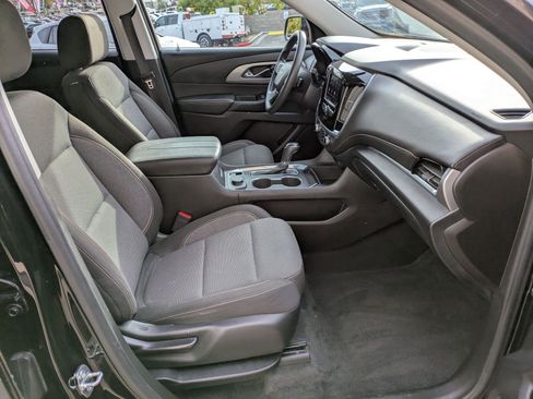 Used 2020 Chevrolet Traverse LS w/ LPO, Cargo Package image 18