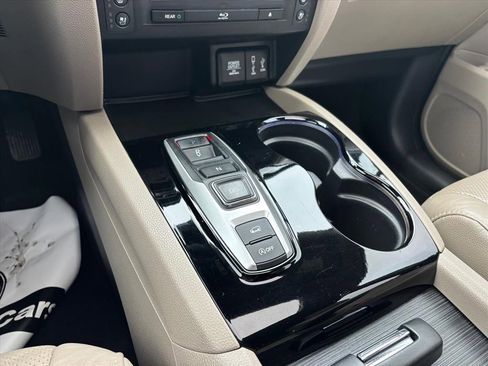 Used 2017 Honda Pilot Elite image 20