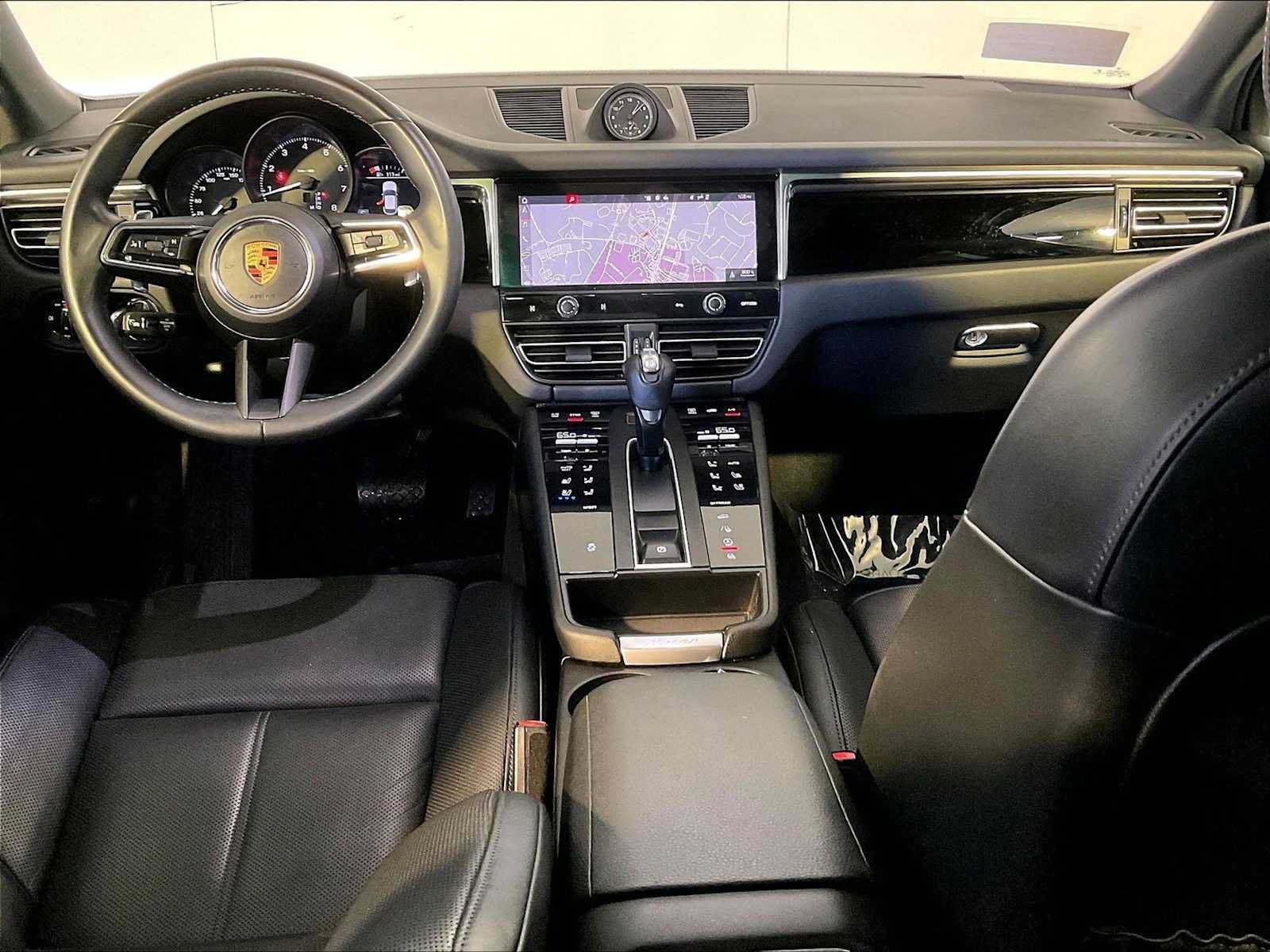 Certified 2023 Porsche Macan AWD/4WD image 14