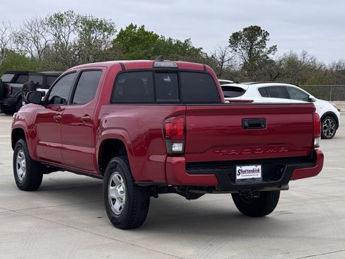 Used 2018 Toyota Tacoma SR w/ SR Convenience Package RWD image 4