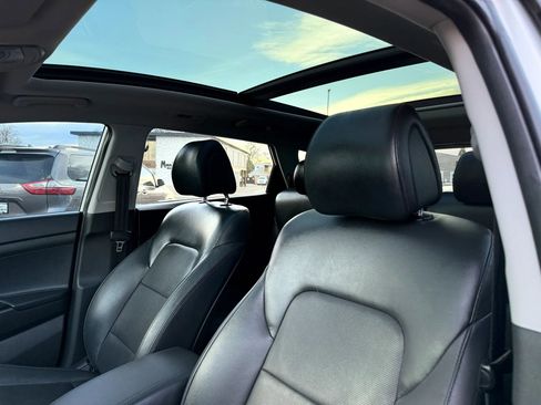 Used 2016 Hyundai Tucson Limited w/ Option Group 03 image 13