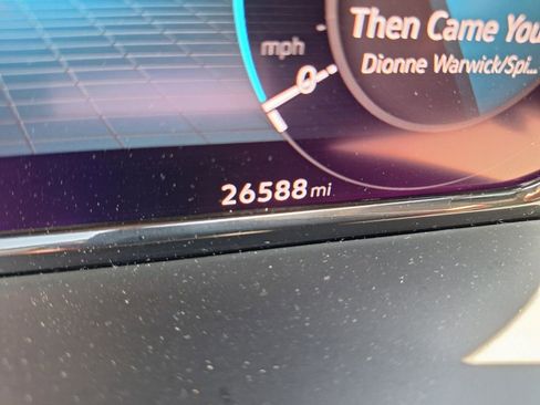 Used 2025 Volkswagen Atlas SE FWD image 18