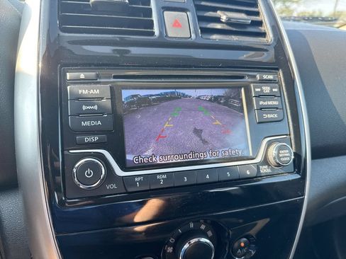 Used 2018 Nissan Versa SV w/ SV Special Edition Package FWD image 18