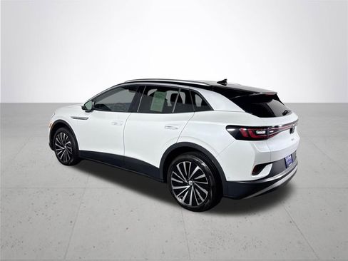 Certified 2023 Volkswagen ID.4 Pro S Plus AWD/4WD image 8