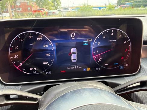 Used 2025 Mercedes-Benz C 300 4MATIC Sedan image 22