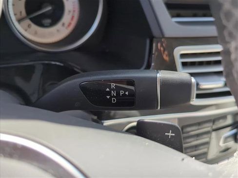 Used 2014 Mercedes-Benz E 350 Sedan image 17