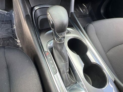 Used 2022 Chevrolet Malibu LS image 23