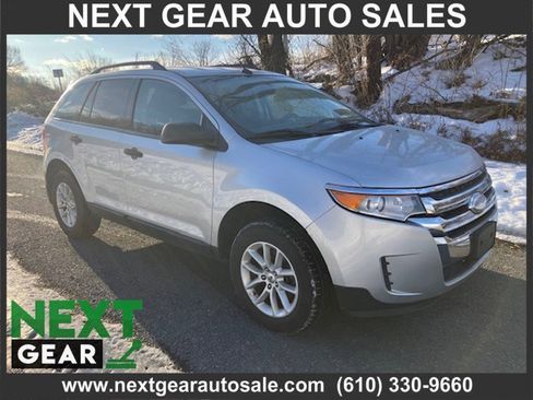 Used 2013 Ford Edge SE image 2