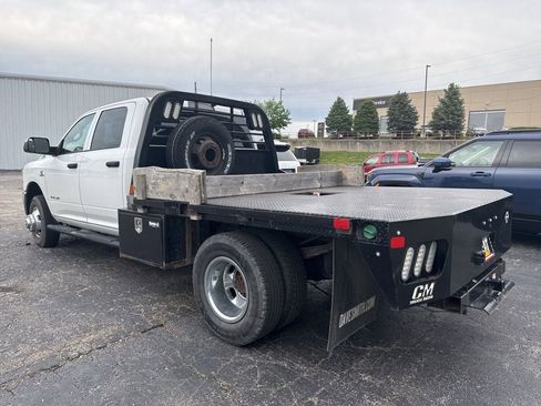 Used 2021 RAM 3500 Tradesman w/ Chrome Appearance Group AWD/4WD image 6