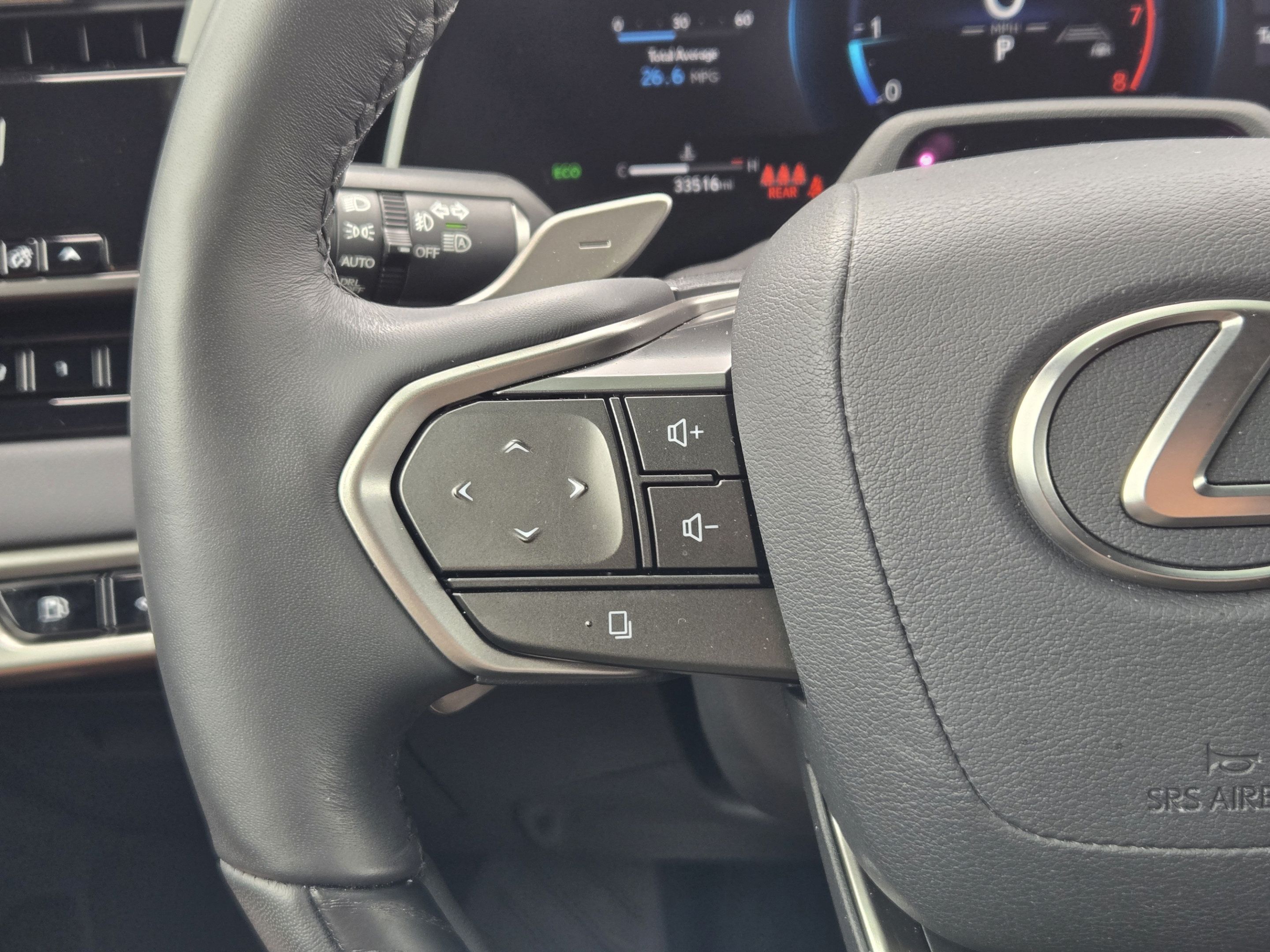 Used 2025 Lexus RX 350 FWD w/ Convenience Package image 25