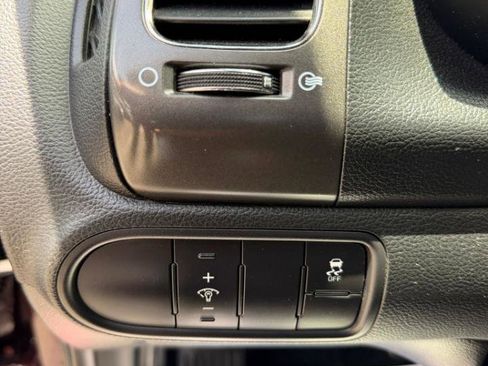 Used 2018 Kia Forte LX w/ LX Popular Package FWD image 24
