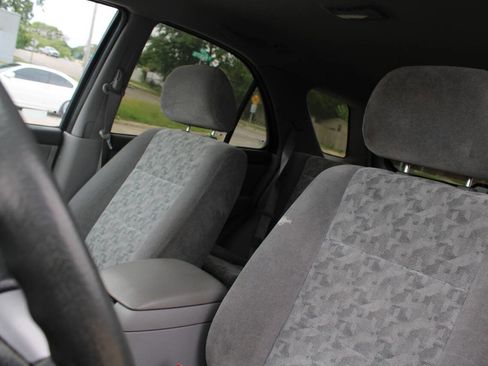 Used 2008 Kia Sorento 4WD image 20