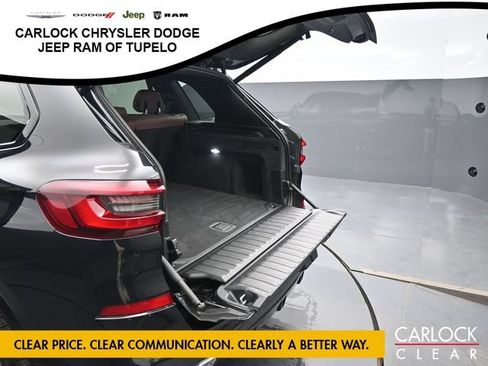 Used 2022 BMW X5 xDrive40i w/ M Sport Package AWD/4WD image 35