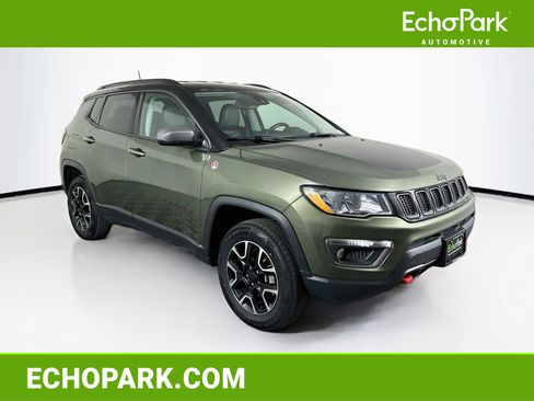 Used 2021 Jeep Compass Trailhawk w/ Convenience Group AWD/4WD image 1