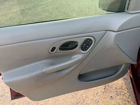 Used 2000 Ford Contour SE image 8