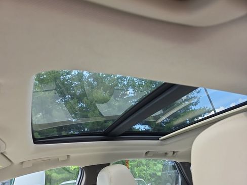 Used 2017 Cadillac XTS Luxury w/ Driver Awareness Package FWD image 13