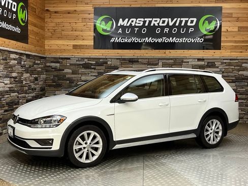 Used 2019 Volkswagen Golf Alltrack SE AWD/4WD image 15