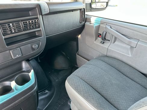 Certified 2024 GMC Savana 2500 w/ Driver Convenience Package image 14