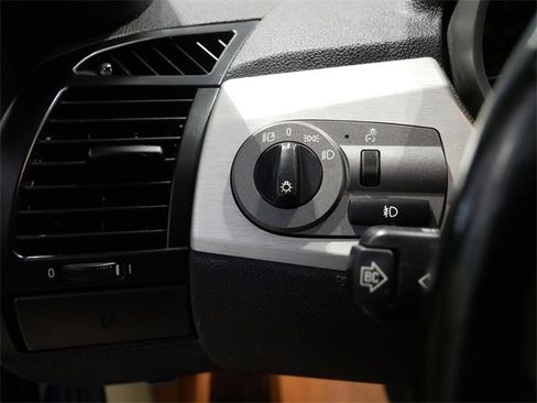 Used 2004 BMW Z4 3.0i image 14