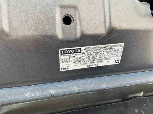 Used 2022 Toyota Camry LE w/ Carpet Mat Package (TMS) FWD image 22
