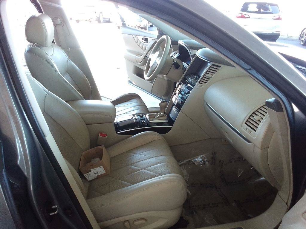 Used 2011 INFINITI FX35 AWD w/ Premium Pkg image 16